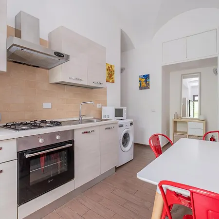 Apartment Castel Sant Angelo'S Harmonious Apartment *