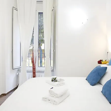 Castel Sant Angelo'S Harmonious Apartment Rome